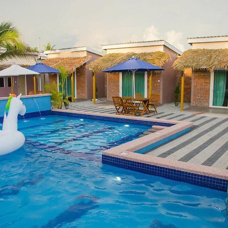 Lavigo Resort Pantai Cenang  Luaran gambar